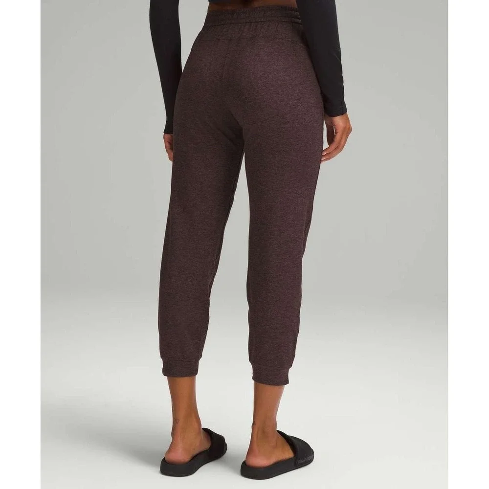 Lululemon Soft Jersey Classic-Fit Mid-Rise 7/8 Jogger Heathered Dark Espresso 10 - Picture 8 of 12